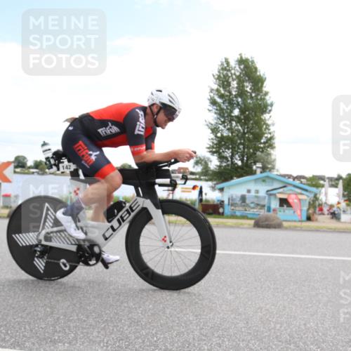 16.06.2024 - 26. Vierlanden-Triathlon Jannik Wohlers http://msf.ph/oto/6267427 16.06.2024 11:02:39 Radfahren 6, 89, 134, 142, 332 meine-sportfotos.de