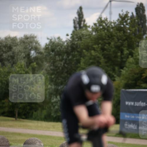 16.06.2024 - 26. Vierlanden-Triathlon Jannik Wohlers http://msf.ph/oto/6267441 16.06.2024 10:41:53 Radfahren 25, 44 meine-sportfotos.de