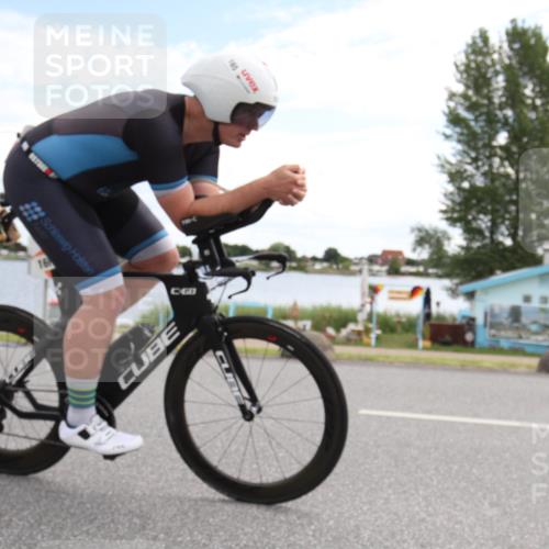 16.06.2024 - 26. Vierlanden-Triathlon Jannik Wohlers http://msf.ph/oto/6267463 16.06.2024 11:03:32 Radfahren 92, 165 meine-sportfotos.de