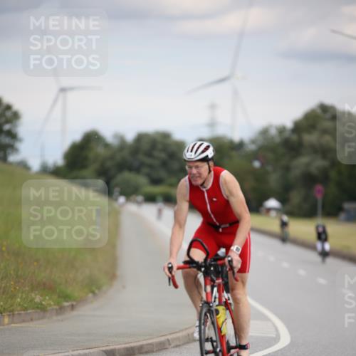 16.06.2024 - 26. Vierlanden-Triathlon Jannik Wohlers http://msf.ph/oto/6267469 16.06.2024 10:38:54 Radfahren 19, 42, 62 meine-sportfotos.de