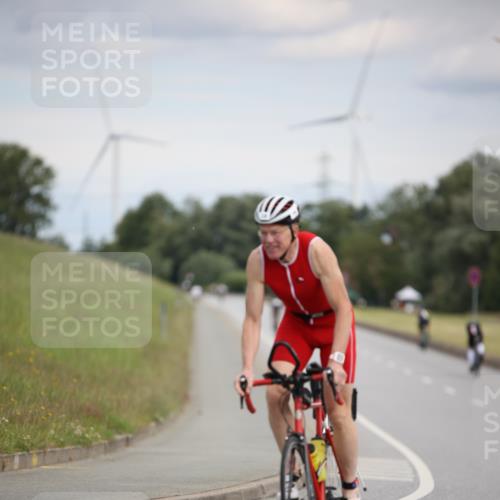 16.06.2024 - 26. Vierlanden-Triathlon Jannik Wohlers http://msf.ph/oto/6267473 16.06.2024 10:38:54 Radfahren 19, 42, 62 meine-sportfotos.de