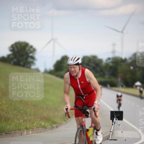 16.06.2024 - 26. Vierlanden-Triathlon Jannik Wohlers http://msf.ph/oto/6267488 16.06.2024 10:38:54 Radfahren 19, 42, 62 meine-sportfotos.de