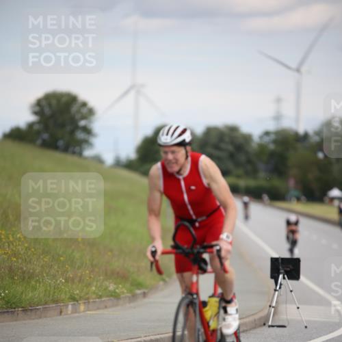 16.06.2024 - 26. Vierlanden-Triathlon Jannik Wohlers http://msf.ph/oto/6267490 16.06.2024 10:38:54 Radfahren 19, 42, 62 meine-sportfotos.de