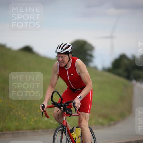 16.06.2024 - 26. Vierlanden-Triathlon Jannik Wohlers http://msf.ph/oto/6267492 16.06.2024 10:38:54 Radfahren 19, 42, 62 meine-sportfotos.de