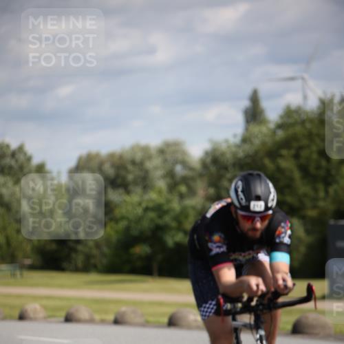 16.06.2024 - 26. Vierlanden-Triathlon Jannik Wohlers http://msf.ph/oto/6267503 16.06.2024 10:50:11 Radfahren 135, 212 meine-sportfotos.de
