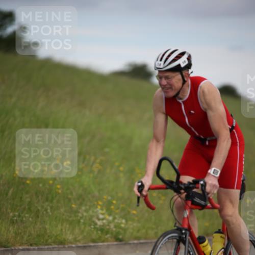 16.06.2024 - 26. Vierlanden-Triathlon Jannik Wohlers http://msf.ph/oto/6267504 16.06.2024 10:38:55 Radfahren 19, 42, 62 meine-sportfotos.de
