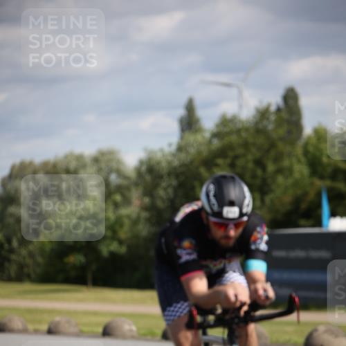 16.06.2024 - 26. Vierlanden-Triathlon Jannik Wohlers http://msf.ph/oto/6267507 16.06.2024 10:50:11 Radfahren 135, 212 meine-sportfotos.de