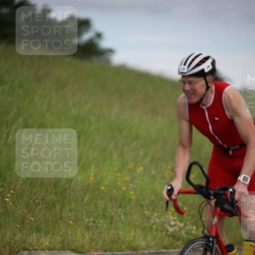 16.06.2024 - 26. Vierlanden-Triathlon Jannik Wohlers http://msf.ph/oto/6267508 16.06.2024 10:38:55 Radfahren 19, 42, 62 meine-sportfotos.de