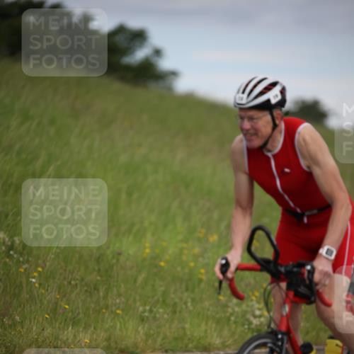 16.06.2024 - 26. Vierlanden-Triathlon Jannik Wohlers http://msf.ph/oto/6267512 16.06.2024 10:38:55 Radfahren 19, 42, 62 meine-sportfotos.de