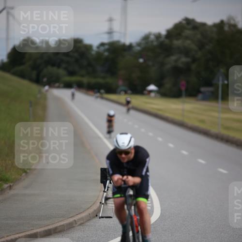 16.06.2024 - 26. Vierlanden-Triathlon Jannik Wohlers http://msf.ph/oto/6267525 16.06.2024 10:39:07 Radfahren 49, 73, 107, 167 meine-sportfotos.de