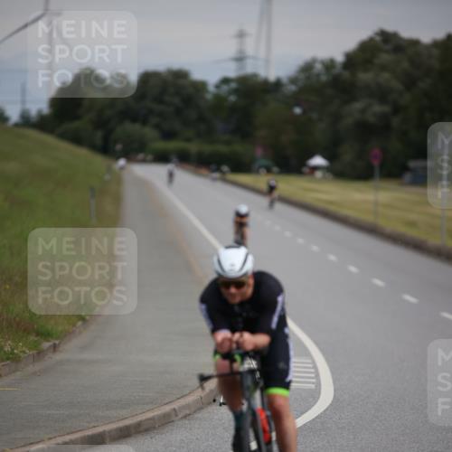 16.06.2024 - 26. Vierlanden-Triathlon Jannik Wohlers http://msf.ph/oto/6267528 16.06.2024 10:39:08 Radfahren 49, 73, 107, 167 meine-sportfotos.de