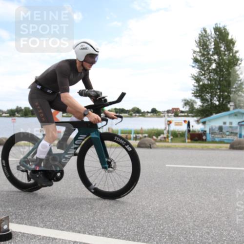 16.06.2024 - 26. Vierlanden-Triathlon Jannik Wohlers http://msf.ph/oto/6267538 16.06.2024 11:05:17 Radfahren 201, 213, 231, 260, 290 meine-sportfotos.de