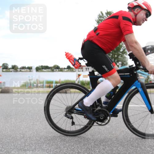 16.06.2024 - 26. Vierlanden-Triathlon Jannik Wohlers http://msf.ph/oto/6267584 16.06.2024 11:07:12 Radfahren 10, 77, 254, 262, 288 meine-sportfotos.de