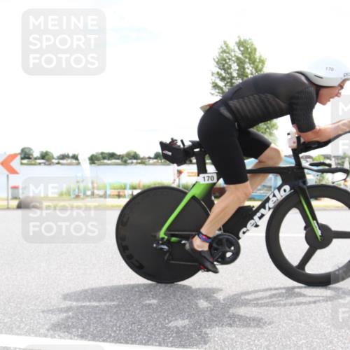 16.06.2024 - 26. Vierlanden-Triathlon Jannik Wohlers http://msf.ph/oto/6267599 16.06.2024 11:10:41 Radfahren 39, 55, 170 meine-sportfotos.de
