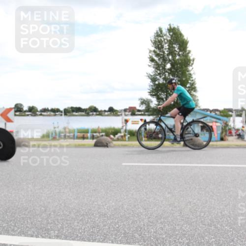 16.06.2024 - 26. Vierlanden-Triathlon Jannik Wohlers http://msf.ph/oto/6267609 16.06.2024 11:11:36 Radfahren 247, 261, 276, 315, 347, 402, 446 meine-sportfotos.de