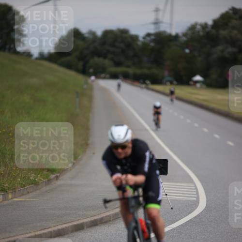 16.06.2024 - 26. Vierlanden-Triathlon Jannik Wohlers http://msf.ph/oto/6267614 16.06.2024 10:39:08 Radfahren 49, 73, 107, 167 meine-sportfotos.de