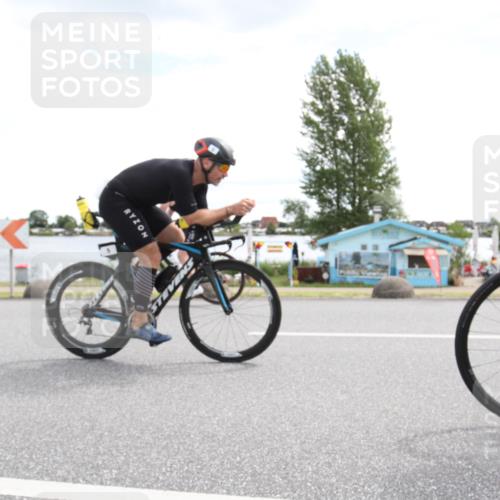 16.06.2024 - 26. Vierlanden-Triathlon Jannik Wohlers http://msf.ph/oto/6267615 16.06.2024 11:12:02 Radfahren 5, 17, 22, 253, 350 meine-sportfotos.de