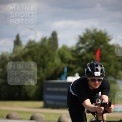 16.06.2024 - 26. Vierlanden-Triathlon Jannik Wohlers http://msf.ph/oto/6267622 16.06.2024 10:50:16 Radfahren 135, 197, 212 meine-sportfotos.de