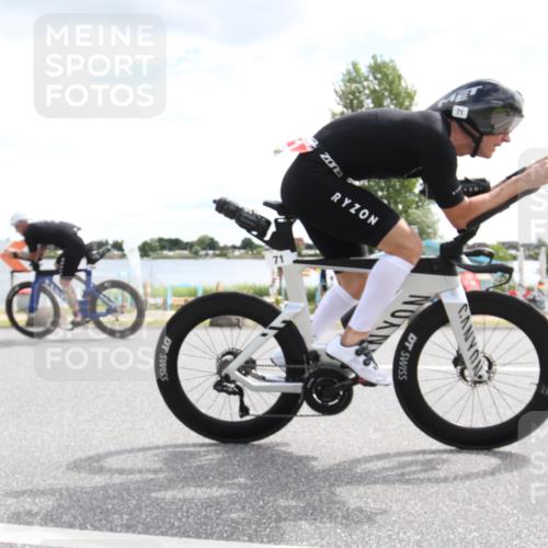 16.06.2024 - 26. Vierlanden-Triathlon Jannik Wohlers http://msf.ph/oto/6267650 16.06.2024 11:12:28 Radfahren 71, 190, 204, 217, 369, 447 meine-sportfotos.de
