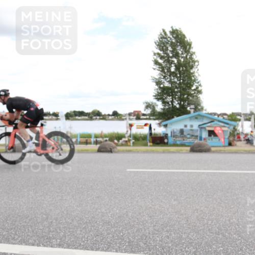 16.06.2024 - 26. Vierlanden-Triathlon Jannik Wohlers http://msf.ph/oto/6267664 16.06.2024 11:14:51 Radfahren 119, 190, 452, 472 meine-sportfotos.de