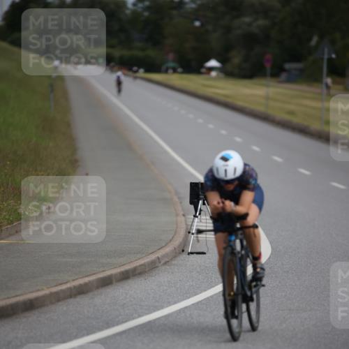 16.06.2024 - 26. Vierlanden-Triathlon Jannik Wohlers http://msf.ph/oto/6267681 16.06.2024 10:39:16 Radfahren 63, 73, 226 meine-sportfotos.de