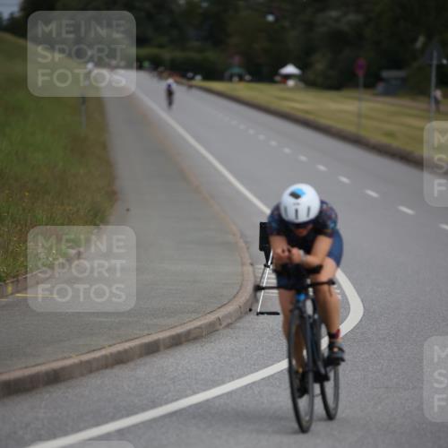 16.06.2024 - 26. Vierlanden-Triathlon Jannik Wohlers http://msf.ph/oto/6267683 16.06.2024 10:39:16 Radfahren 63, 73, 226 meine-sportfotos.de