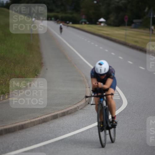 16.06.2024 - 26. Vierlanden-Triathlon Jannik Wohlers http://msf.ph/oto/6267697 16.06.2024 10:39:16 Radfahren 63, 73, 226 meine-sportfotos.de