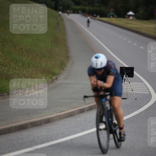 16.06.2024 - 26. Vierlanden-Triathlon Jannik Wohlers http://msf.ph/oto/6267707 16.06.2024 10:39:16 Radfahren 63, 73, 226 meine-sportfotos.de