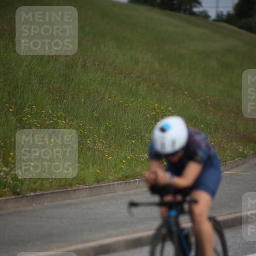 16.06.2024 - 26. Vierlanden-Triathlon Jannik Wohlers http://msf.ph/oto/6267721 16.06.2024 10:39:17 Radfahren 63, 226 meine-sportfotos.de