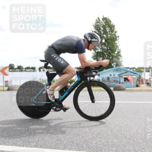 16.06.2024 - 26. Vierlanden-Triathlon Jannik Wohlers http://msf.ph/oto/6267740 16.06.2024 11:17:07 Radfahren 99, 132, 365 meine-sportfotos.de