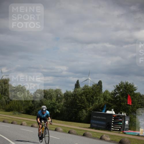16.06.2024 - 26. Vierlanden-Triathlon Jannik Wohlers http://msf.ph/oto/6267764 16.06.2024 10:53:47 Radfahren 122, 193 meine-sportfotos.de