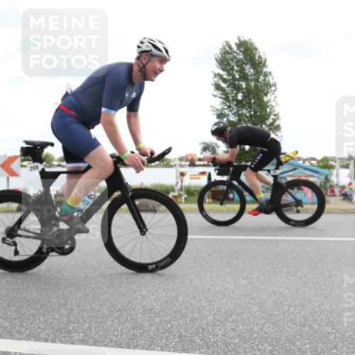 16.06.2024 - 26. Vierlanden-Triathlon Jannik Wohlers http://msf.ph/oto/6267771 16.06.2024 11:20:35 Radfahren 25, 41, 203, 209 meine-sportfotos.de