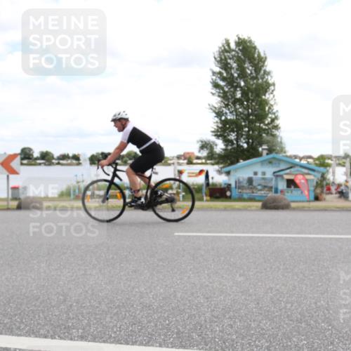 16.06.2024 - 26. Vierlanden-Triathlon Jannik Wohlers http://msf.ph/oto/6267781 16.06.2024 11:21:01 Radfahren 127, 399, 449, 454, 635 meine-sportfotos.de