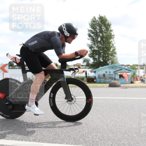 16.06.2024 - 26. Vierlanden-Triathlon Jannik Wohlers http://msf.ph/oto/6267783 16.06.2024 11:21:11 Radfahren 31, 84, 151, 377, 473 meine-sportfotos.de