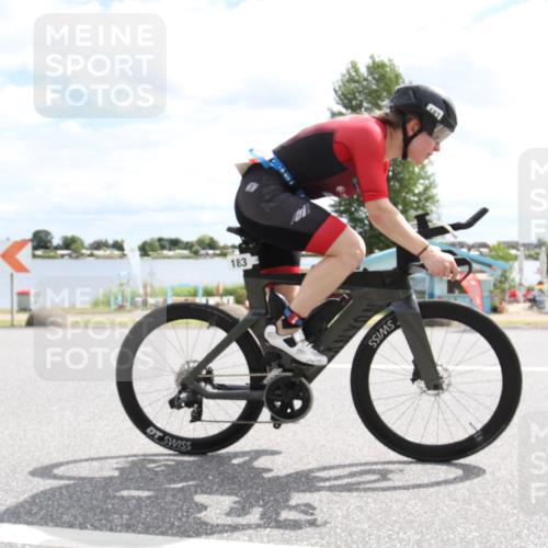 16.06.2024 - 26. Vierlanden-Triathlon Jannik Wohlers http://msf.ph/oto/6267785 16.06.2024 11:21:18 Radfahren 31, 65, 83, 119, 151, 171, 183, 473, 1278 meine-sportfotos.de