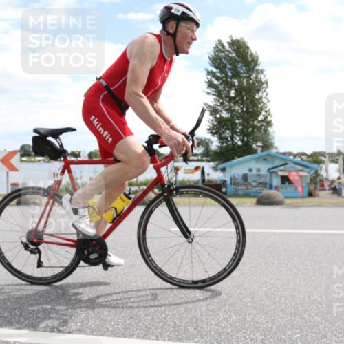 16.06.2024 - 26. Vierlanden-Triathlon Jannik Wohlers http://msf.ph/oto/6267793 16.06.2024 11:25:45 Radfahren 19, 20, 568, 591, 604, 629 meine-sportfotos.de