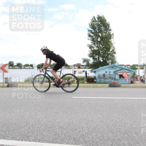 16.06.2024 - 26. Vierlanden-Triathlon Jannik Wohlers http://msf.ph/oto/6267797 16.06.2024 11:26:15 Radfahren 491, 511, 522, 632 meine-sportfotos.de