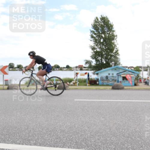 16.06.2024 - 26. Vierlanden-Triathlon Jannik Wohlers http://msf.ph/oto/6267798 16.06.2024 11:26:18 Radfahren 491, 522, 632, 633 meine-sportfotos.de
