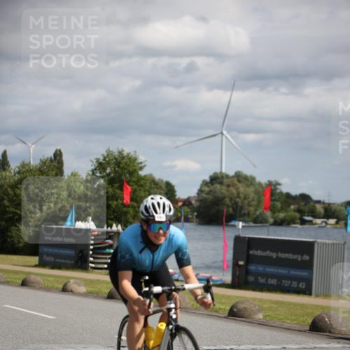 16.06.2024 - 26. Vierlanden-Triathlon Jannik Wohlers http://msf.ph/oto/6267814 16.06.2024 10:53:48 Radfahren 122, 193 meine-sportfotos.de