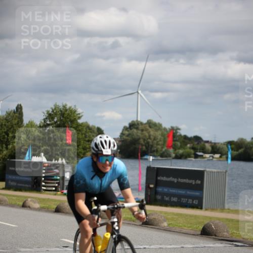 16.06.2024 - 26. Vierlanden-Triathlon Jannik Wohlers http://msf.ph/oto/6267816 16.06.2024 10:53:48 Radfahren 122, 193 meine-sportfotos.de