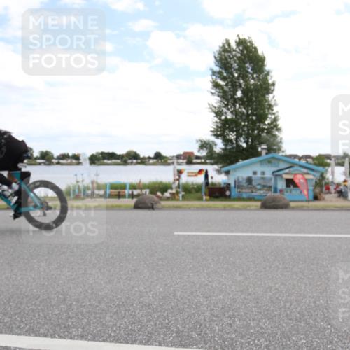 16.06.2024 - 26. Vierlanden-Triathlon Jannik Wohlers http://msf.ph/oto/6267879 16.06.2024 11:27:03 Radfahren 127, 202, 461, 477, 562, 616, 643, 1278 meine-sportfotos.de