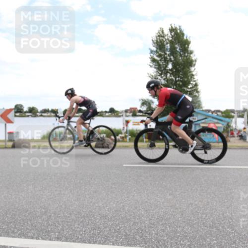 16.06.2024 - 26. Vierlanden-Triathlon Jannik Wohlers http://msf.ph/oto/6267889 16.06.2024 11:27:21 Radfahren 183, 557, 583, 615, 618 meine-sportfotos.de