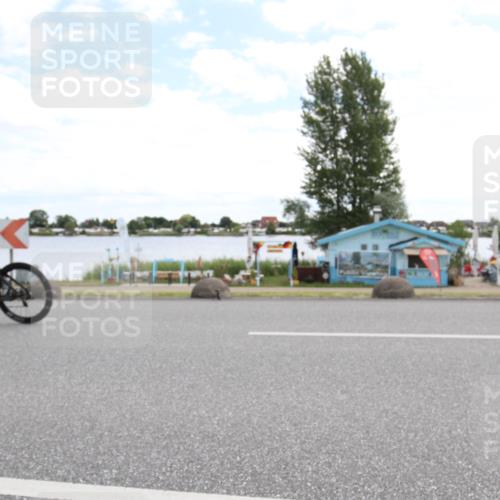 16.06.2024 - 26. Vierlanden-Triathlon Jannik Wohlers http://msf.ph/oto/6267891 16.06.2024 11:27:21 Radfahren 183, 557, 583, 615, 618 meine-sportfotos.de