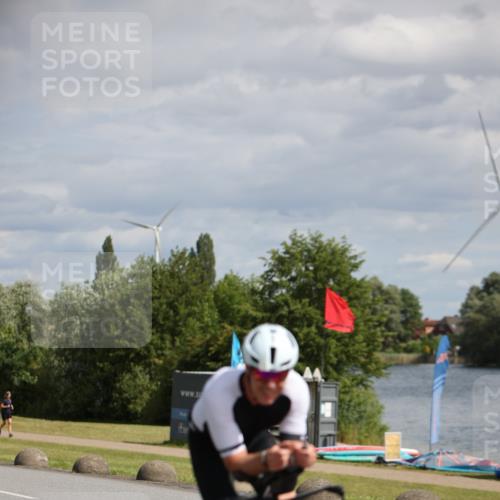 16.06.2024 - 26. Vierlanden-Triathlon Jannik Wohlers http://msf.ph/oto/6267894 16.06.2024 10:54:28 Radfahren 9, 144, 160 meine-sportfotos.de