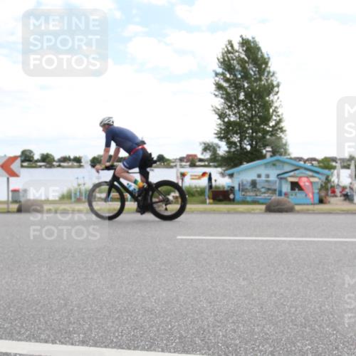 16.06.2024 - 26. Vierlanden-Triathlon Jannik Wohlers http://msf.ph/oto/6267899 16.06.2024 11:27:32 Radfahren 209, 211, 507, 597 meine-sportfotos.de