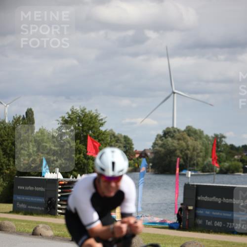 16.06.2024 - 26. Vierlanden-Triathlon Jannik Wohlers http://msf.ph/oto/6267900 16.06.2024 10:54:28 Radfahren 9, 144, 160 meine-sportfotos.de