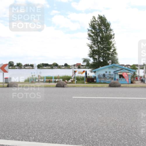 16.06.2024 - 26. Vierlanden-Triathlon Jannik Wohlers http://msf.ph/oto/6267901 16.06.2024 11:27:34 Radfahren 209, 211, 597 meine-sportfotos.de