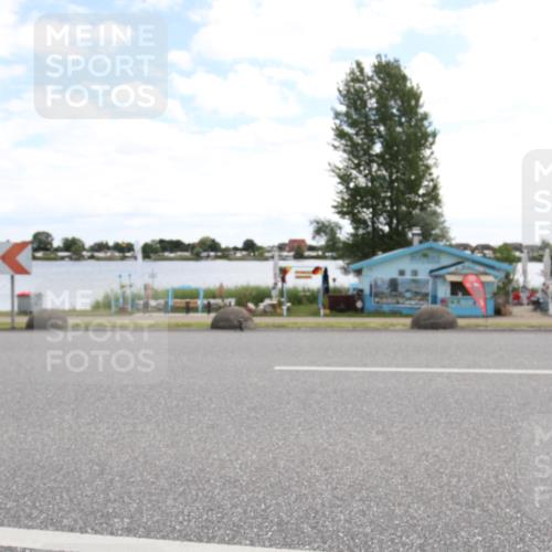 16.06.2024 - 26. Vierlanden-Triathlon Jannik Wohlers http://msf.ph/oto/6268049 16.06.2024 11:29:10 Radfahren 35, 102, 238, 539, 588, 605 meine-sportfotos.de