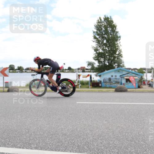 16.06.2024 - 26. Vierlanden-Triathlon Jannik Wohlers http://msf.ph/oto/6268058 16.06.2024 11:29:15 Radfahren 221, 238, 539, 623 meine-sportfotos.de