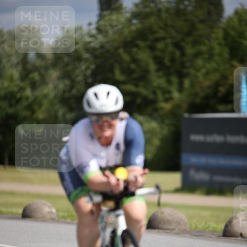 16.06.2024 - 26. Vierlanden-Triathlon Jannik Wohlers http://msf.ph/oto/6268062 16.06.2024 10:54:42 Radfahren 26, 29, 32, 35, 195, 223 meine-sportfotos.de